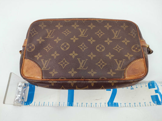 LOUIS VUITTON Monogram Louis Vuitton Second Bag