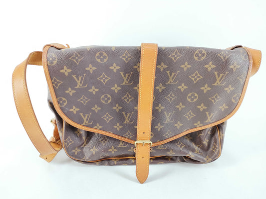LOUIS VUITTON Monogram Shoulder Bag
