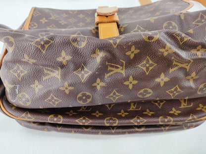 LOUIS VUITTON Monogram Shoulder Bag