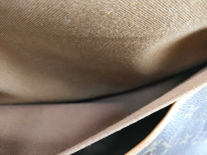 LOUIS VUITTON Monogram Shoulder Bag