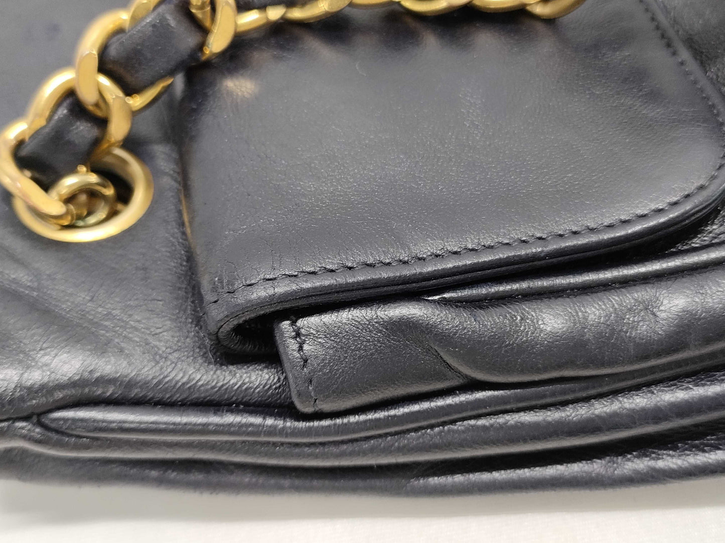 CHANEL Lambskin Coco Chain Shoulder Tote Bag with Crushed Seal