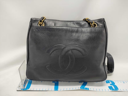 CHANEL Lambskin Coco Chain Shoulder Tote Bag with Crushed Seal