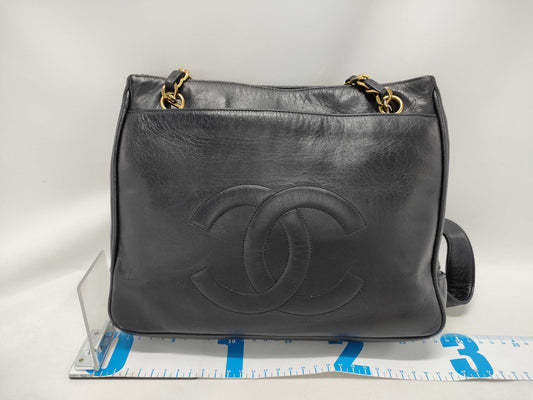 CHANEL Lambskin Coco Chain Shoulder Tote Bag with Crushed Seal