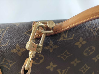 LOUIS VUITTON M51120 Monogram LOUIS VUITTON Beverly M51120 Handbag