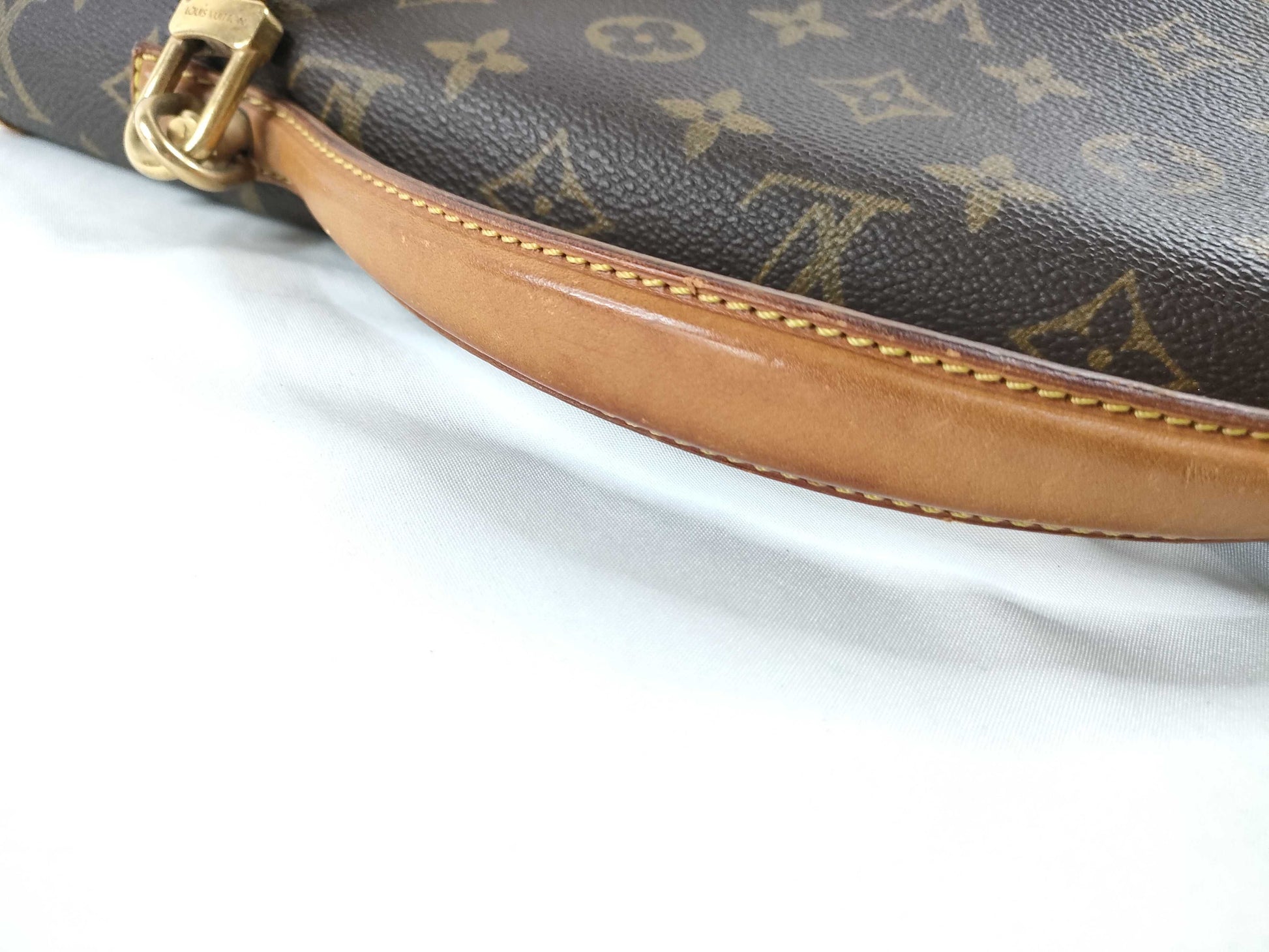 LOUIS VUITTON M51120 Monogram LOUIS VUITTON Beverly M51120 Handbag