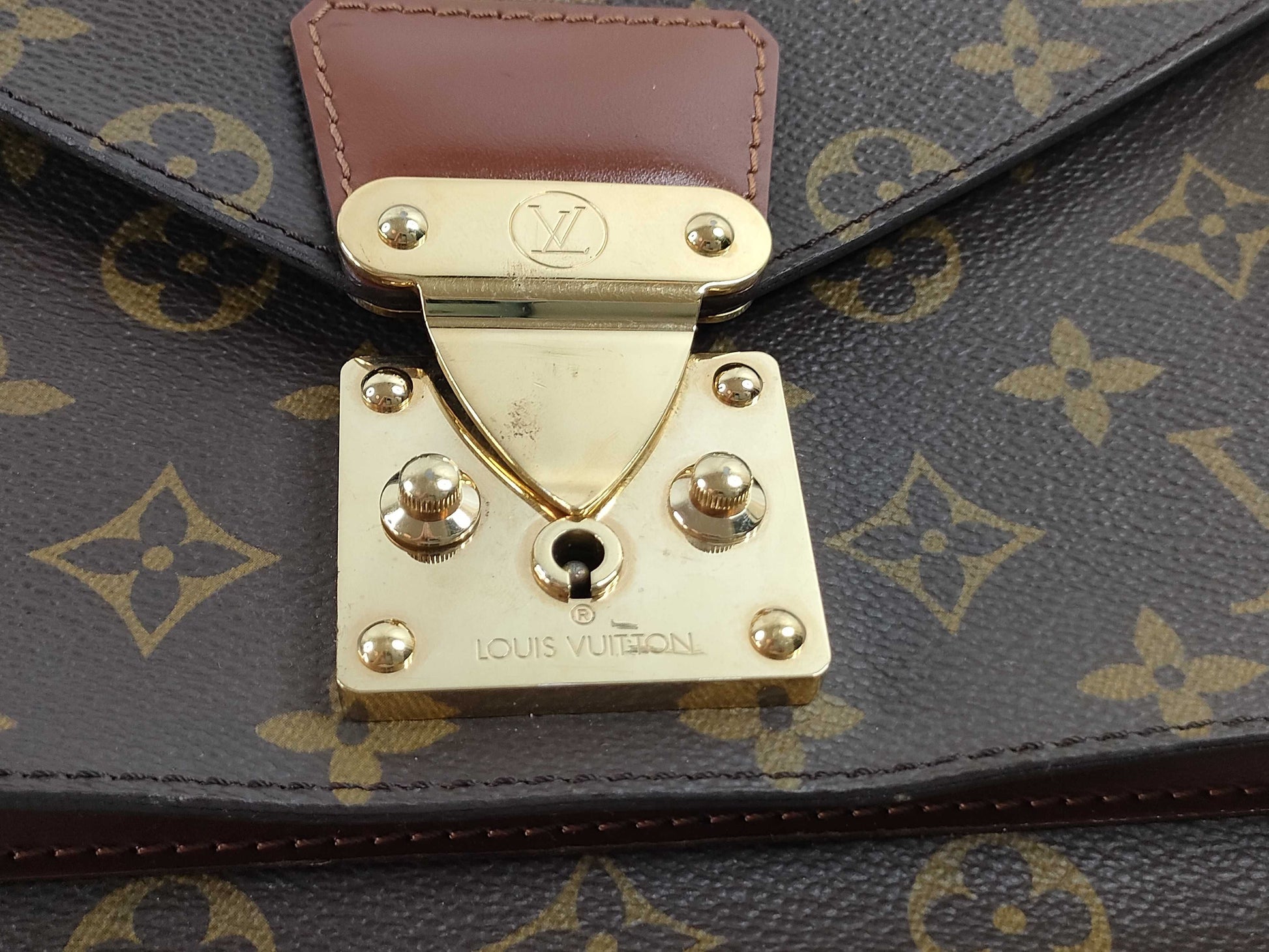 LOUIS VUITTON M51187 Monogram LOUIS VUITTON Monceau 26 M51187 Handbag