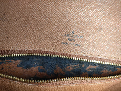 LOUIS VUITTON M51187 Monogram LOUIS VUITTON Monceau 26 M51187 Handbag