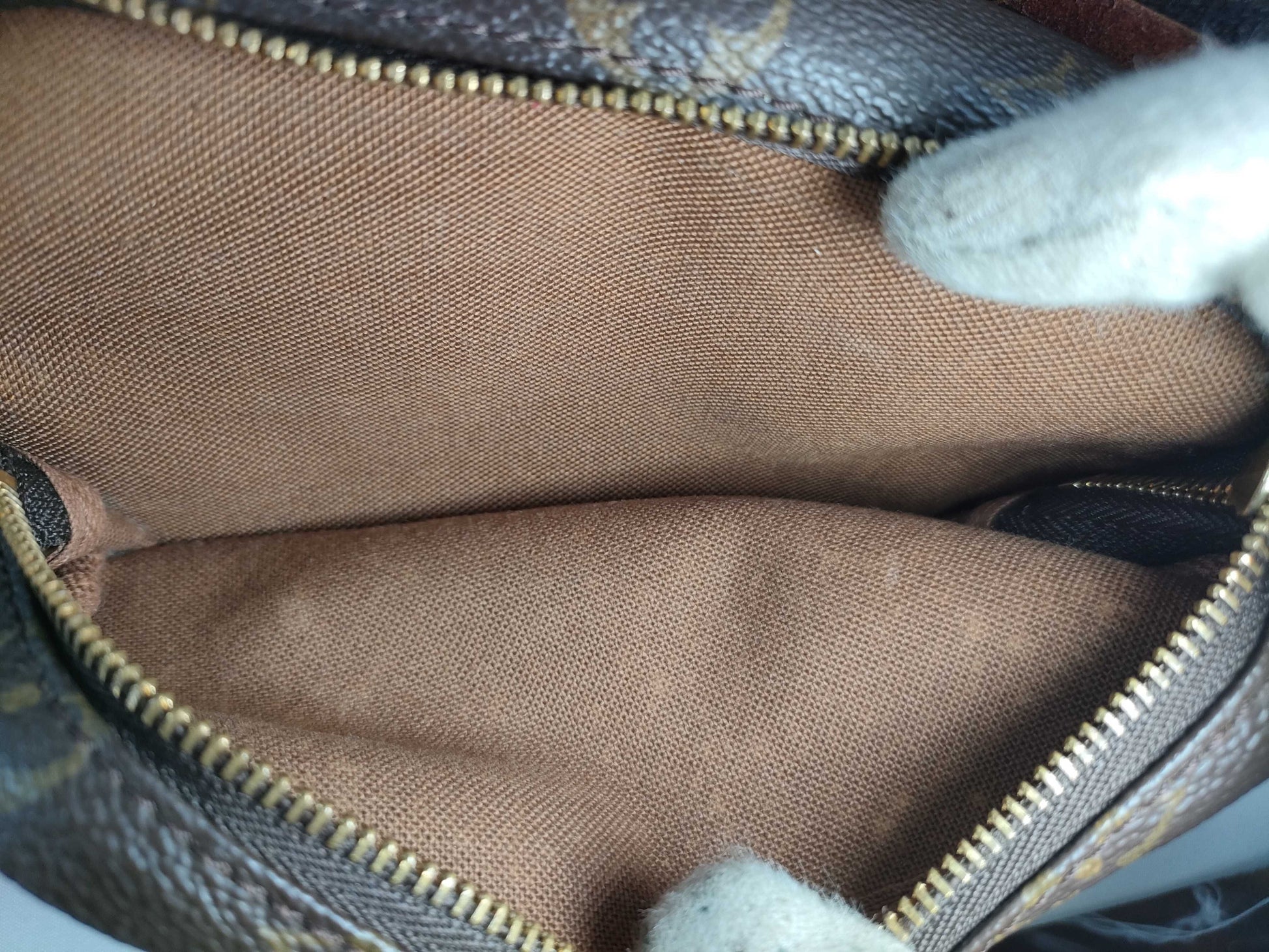 LOUIS VUITTON M51136 Monogram LOUIS VUITTON Montsouris MM M51136 Backpack