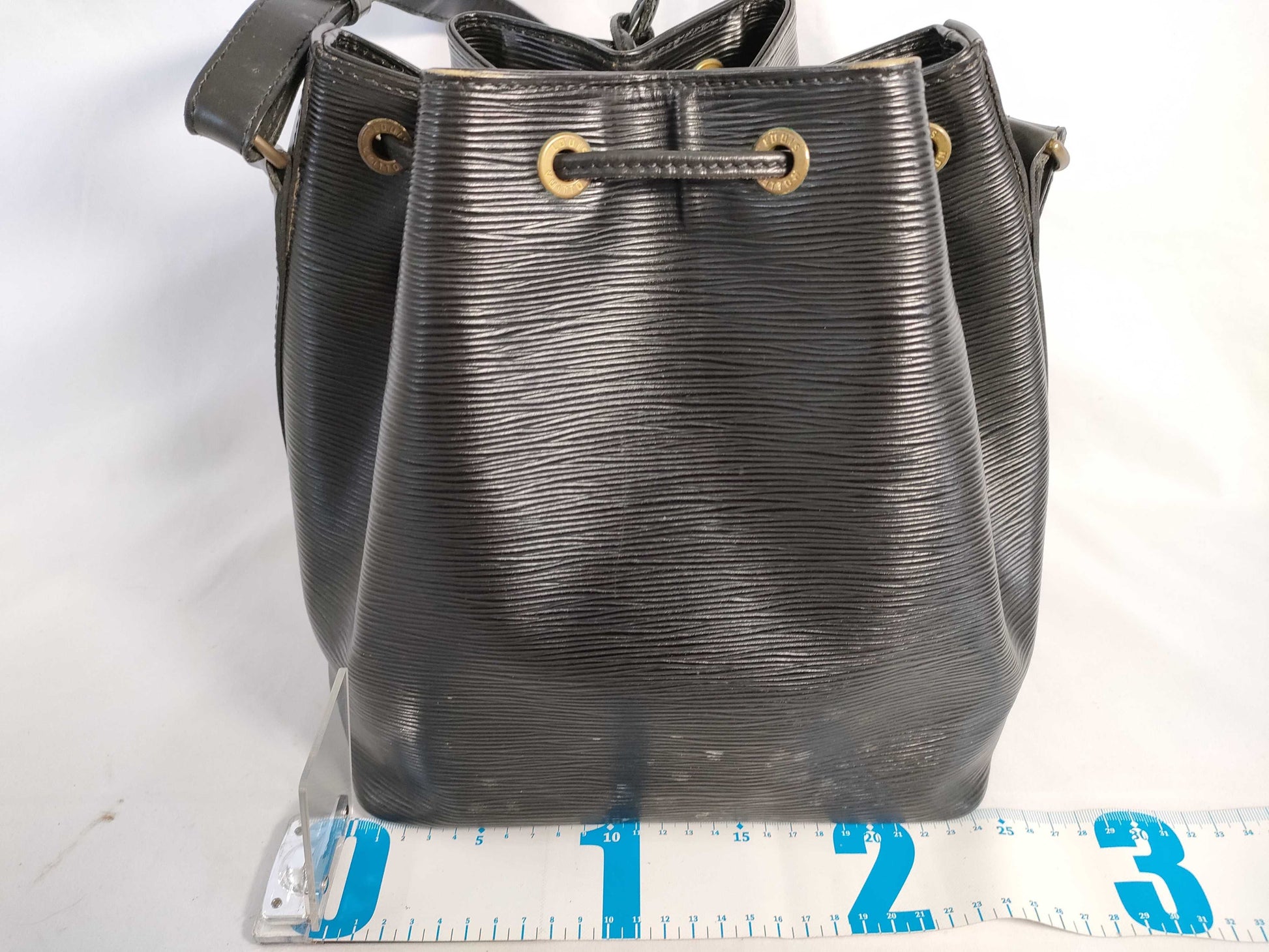 LOUIS VUITTON M44102 Monogram LOUIS VUITTON Petit Noe M44102 Shoulder Bag