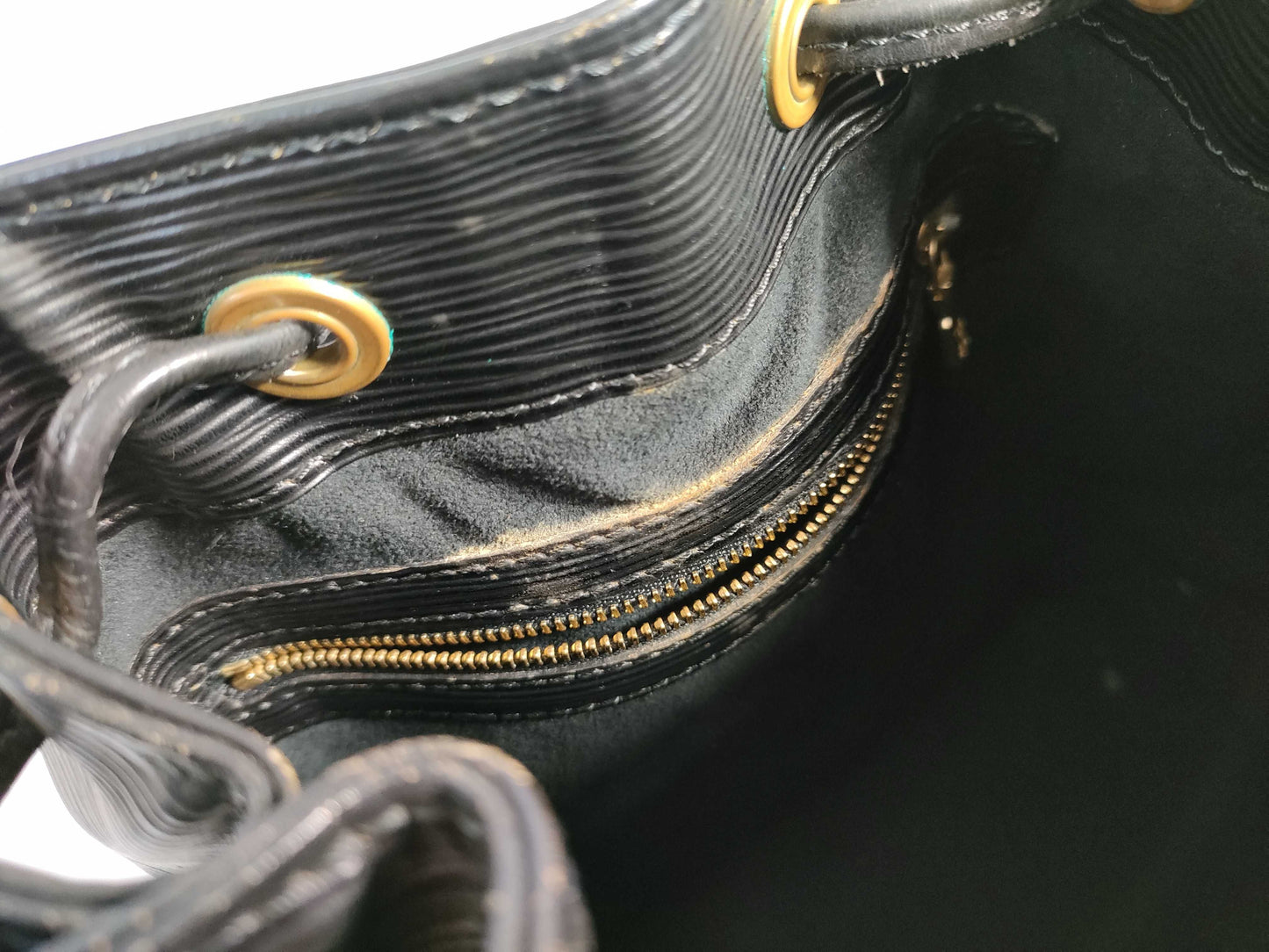 LOUIS VUITTON M44102 Monogram LOUIS VUITTON Petit Noe M44102 Shoulder Bag
