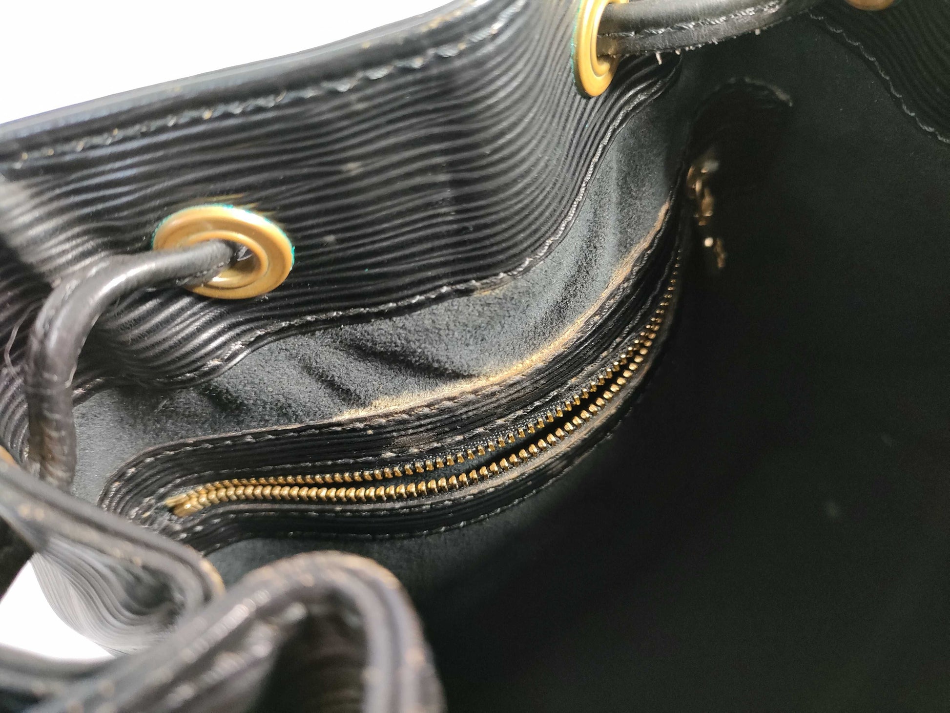 LOUIS VUITTON M44102 Monogram LOUIS VUITTON Petit Noe M44102 Shoulder Bag