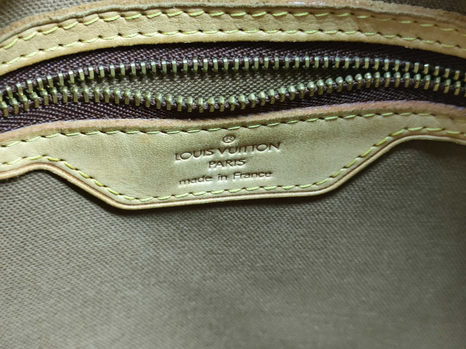 LOUIS VUITTON Monogram Batignolles Horizontal Tote Bag M51154
