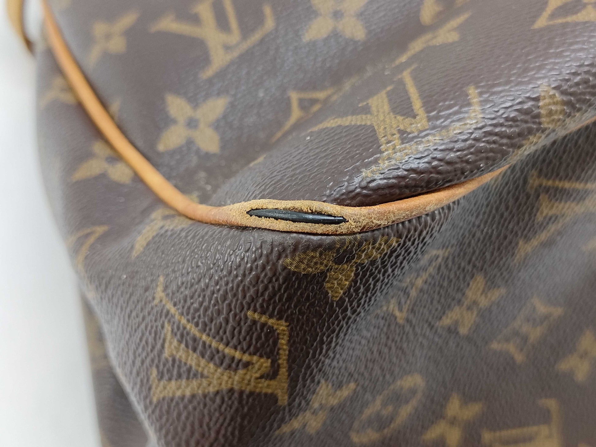 LOUIS VUITTON Monogram Batignolles Horizontal Tote Bag M51154