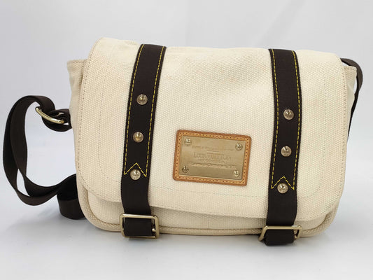 LOUIS VUITTON Busas PM FL0055 Shoulder Bag