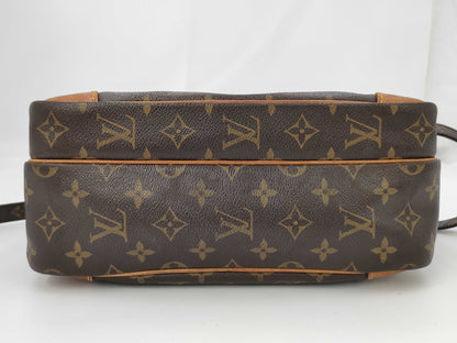 LOUIS VUITTON Monogram Nile Shoulder Bag