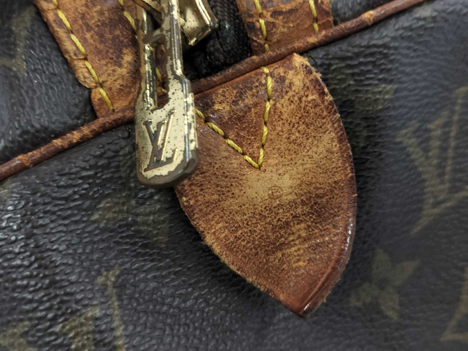 LOUIS VUITTON Monogram Sax Souple Boston Bag