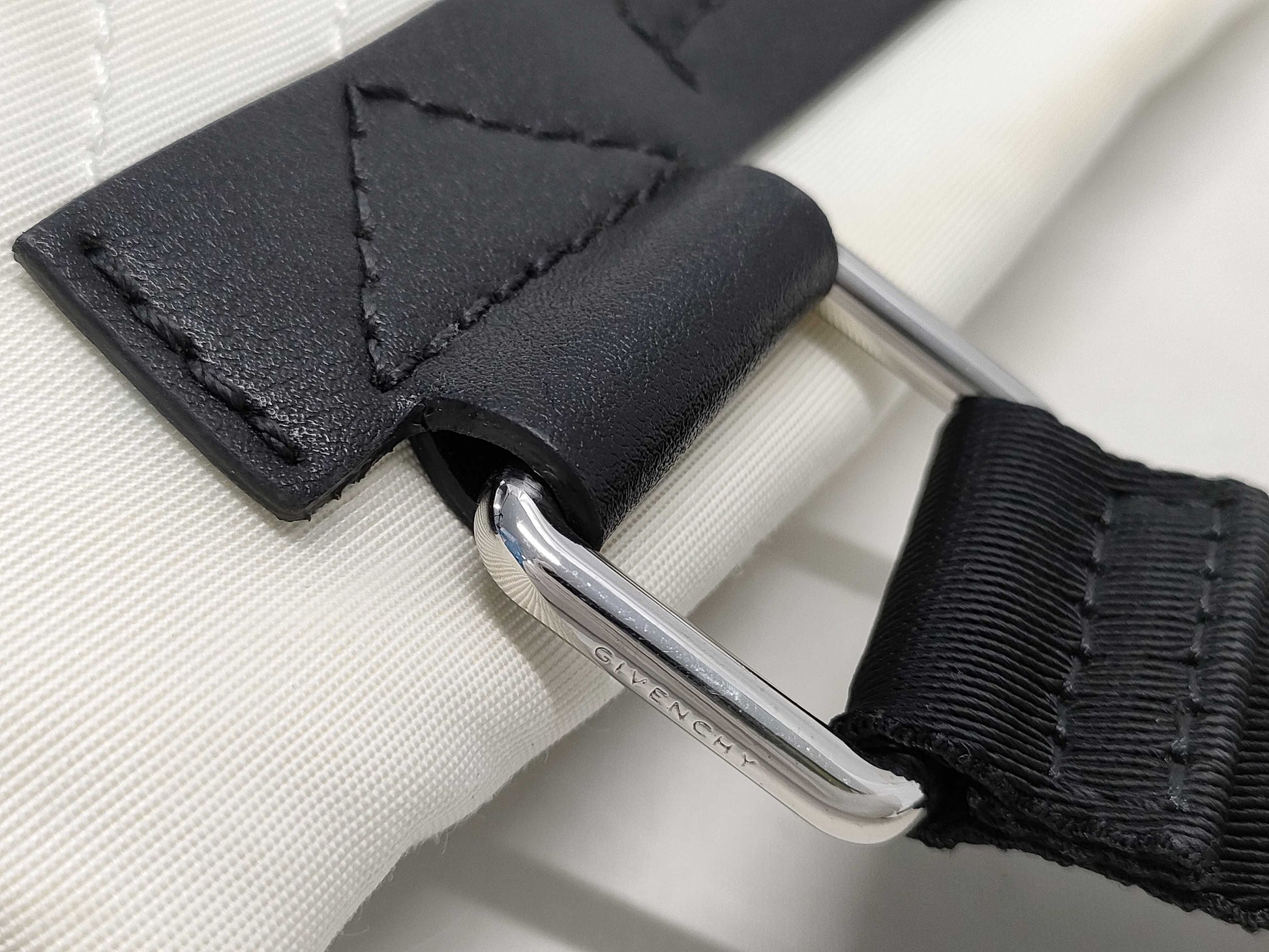 GIVENCHY Shoulder Bag Shoulder Bag