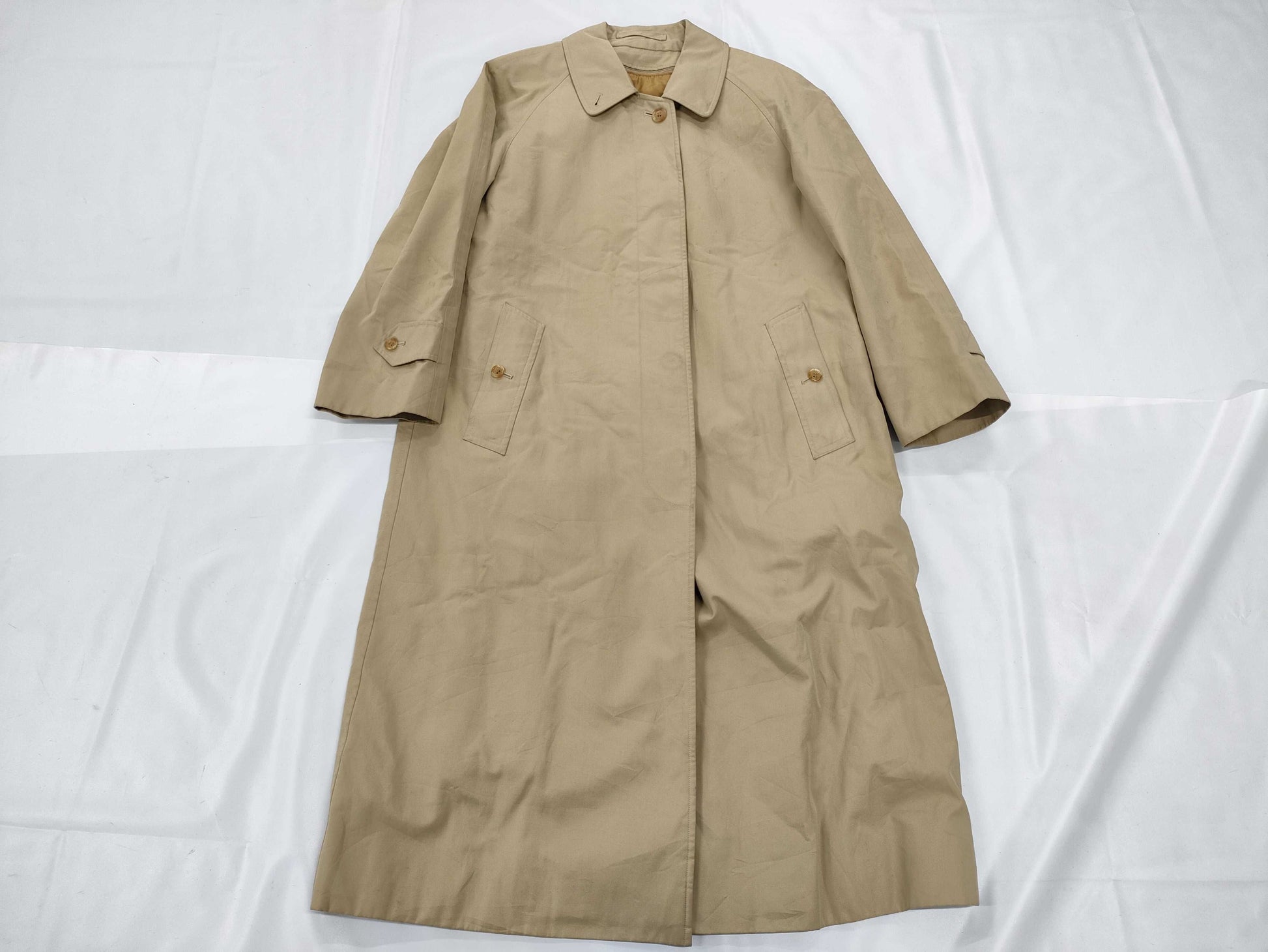 BURBERRY Trench Coat Size 7AB2 Coat