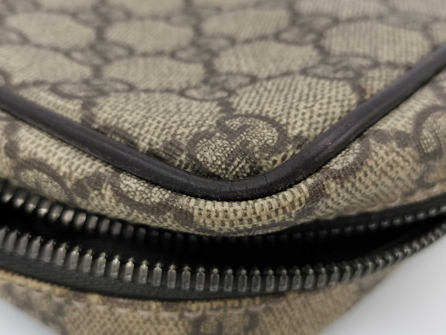 GUCCI GG Supreme 122754 Shoulder Bag