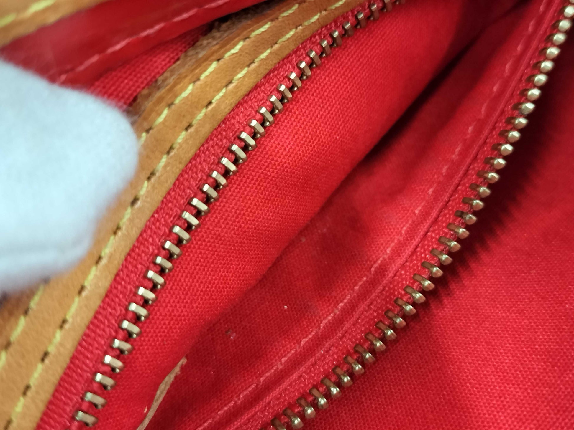 LOUIS VUITTON Vernis Reed PM Handbag Bag
