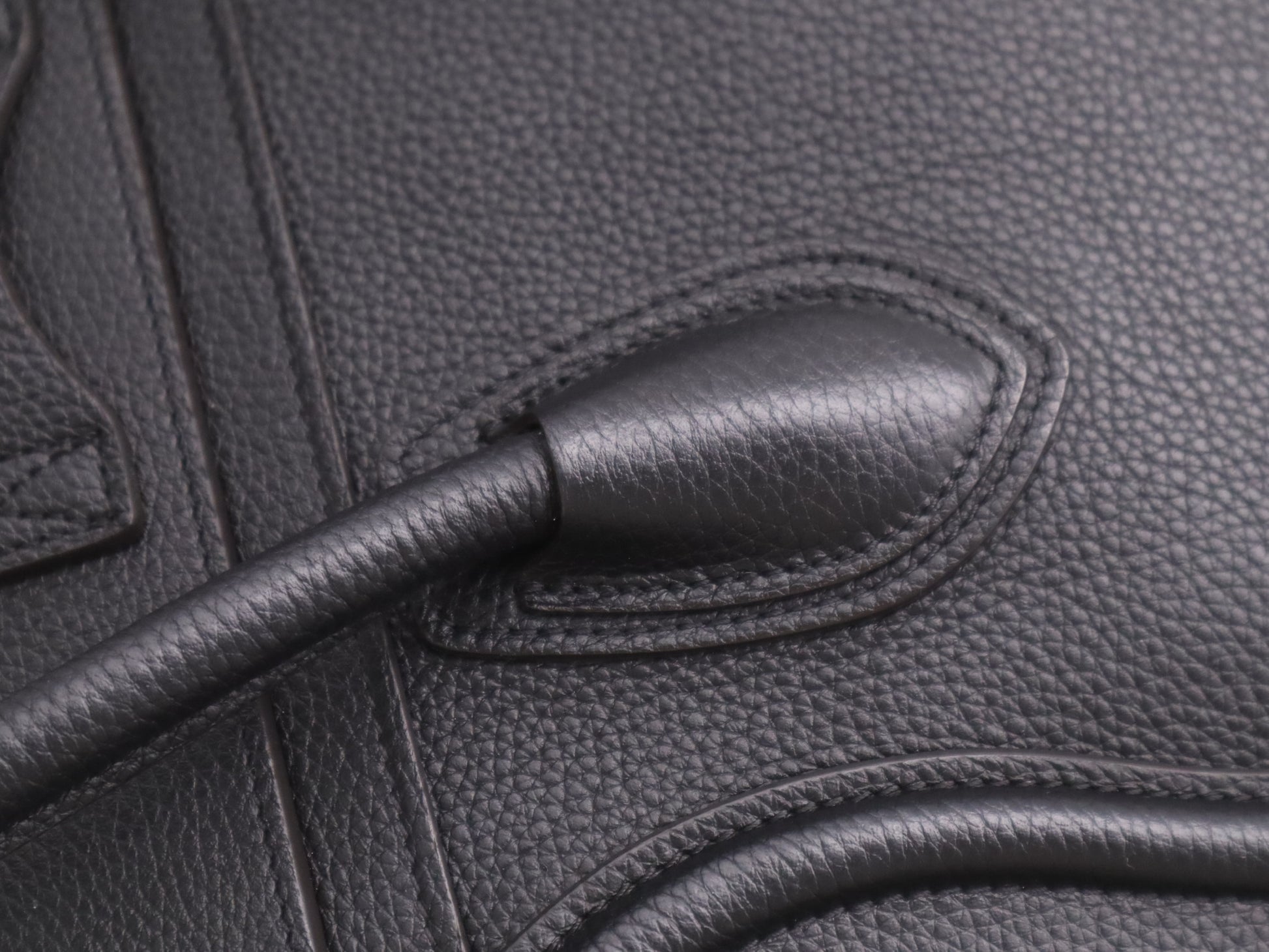 CELINE 167793 Leather Luggage Micro Shopper in Black with Dust Bag