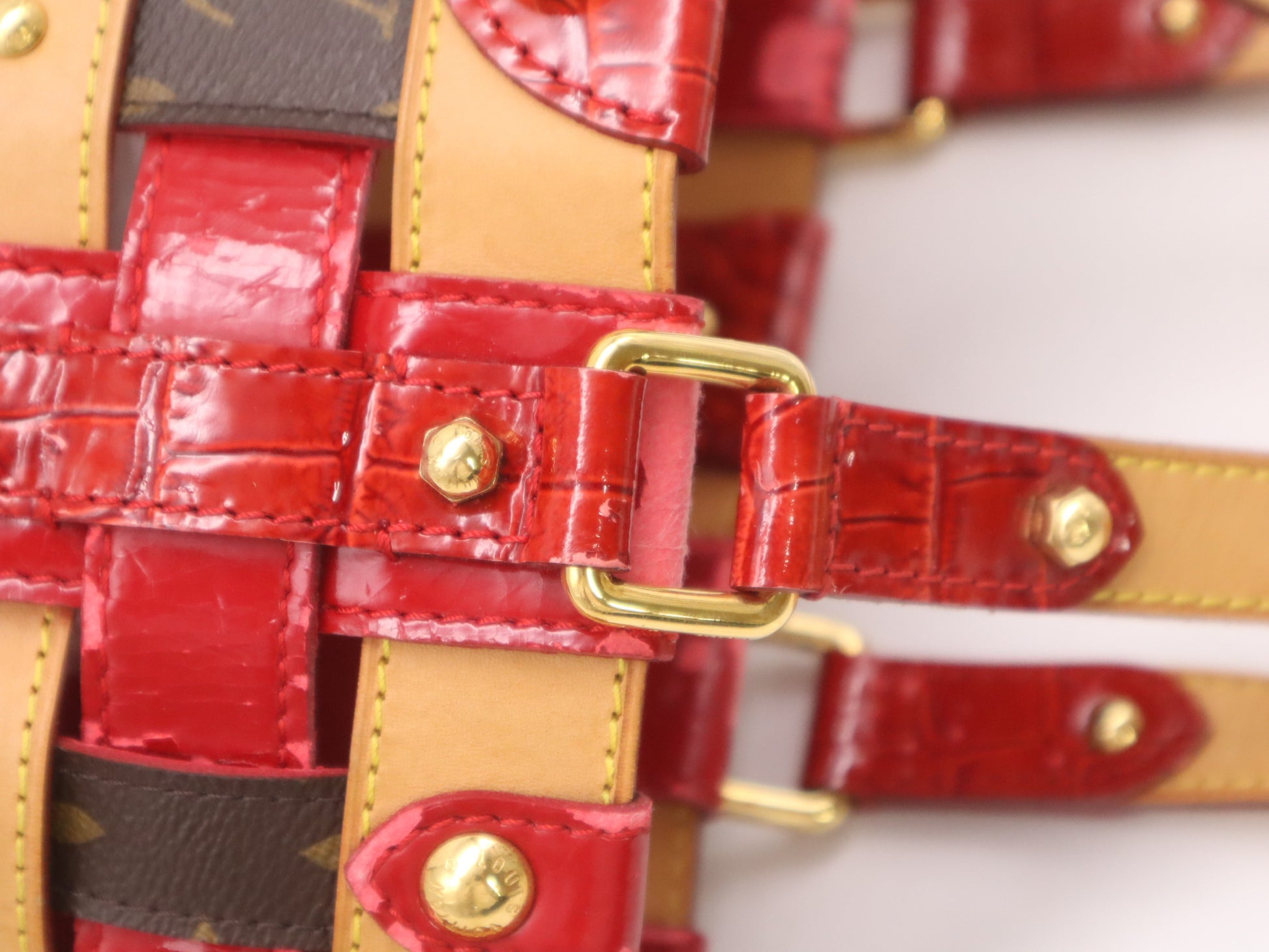 LOUIS VUITTON M95613 Monogram Ruby Neo Bucket Rouge Tote Bag