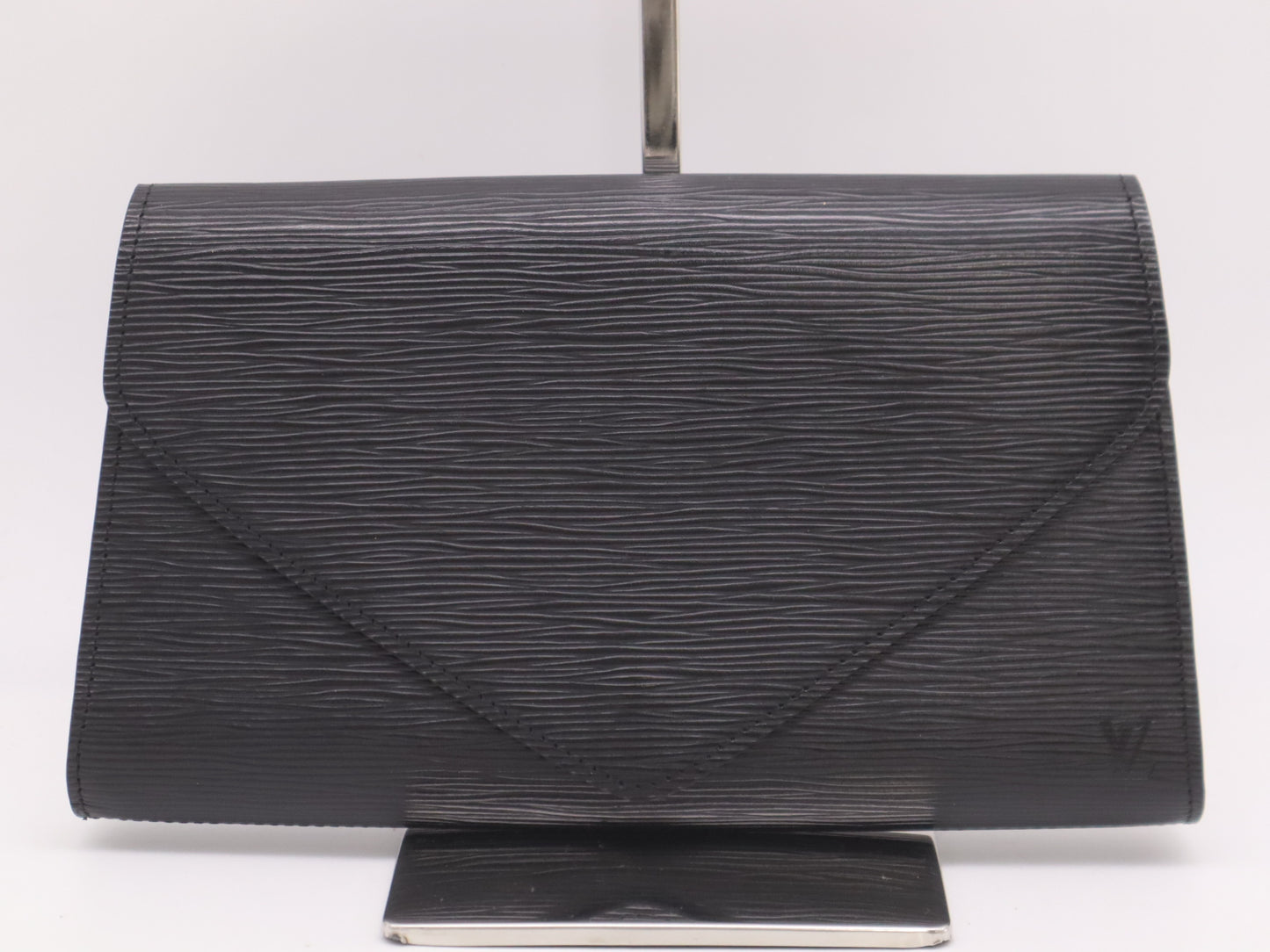 LOUIS VUITTON M52632 Epi Art Deco Noir Second Bag