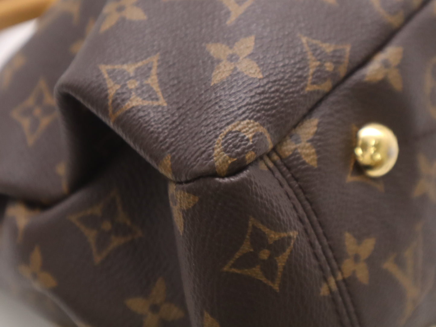 LOUIS VUITTON M40907 Monogram Pallas Avane Handbag with Shoulder Strap