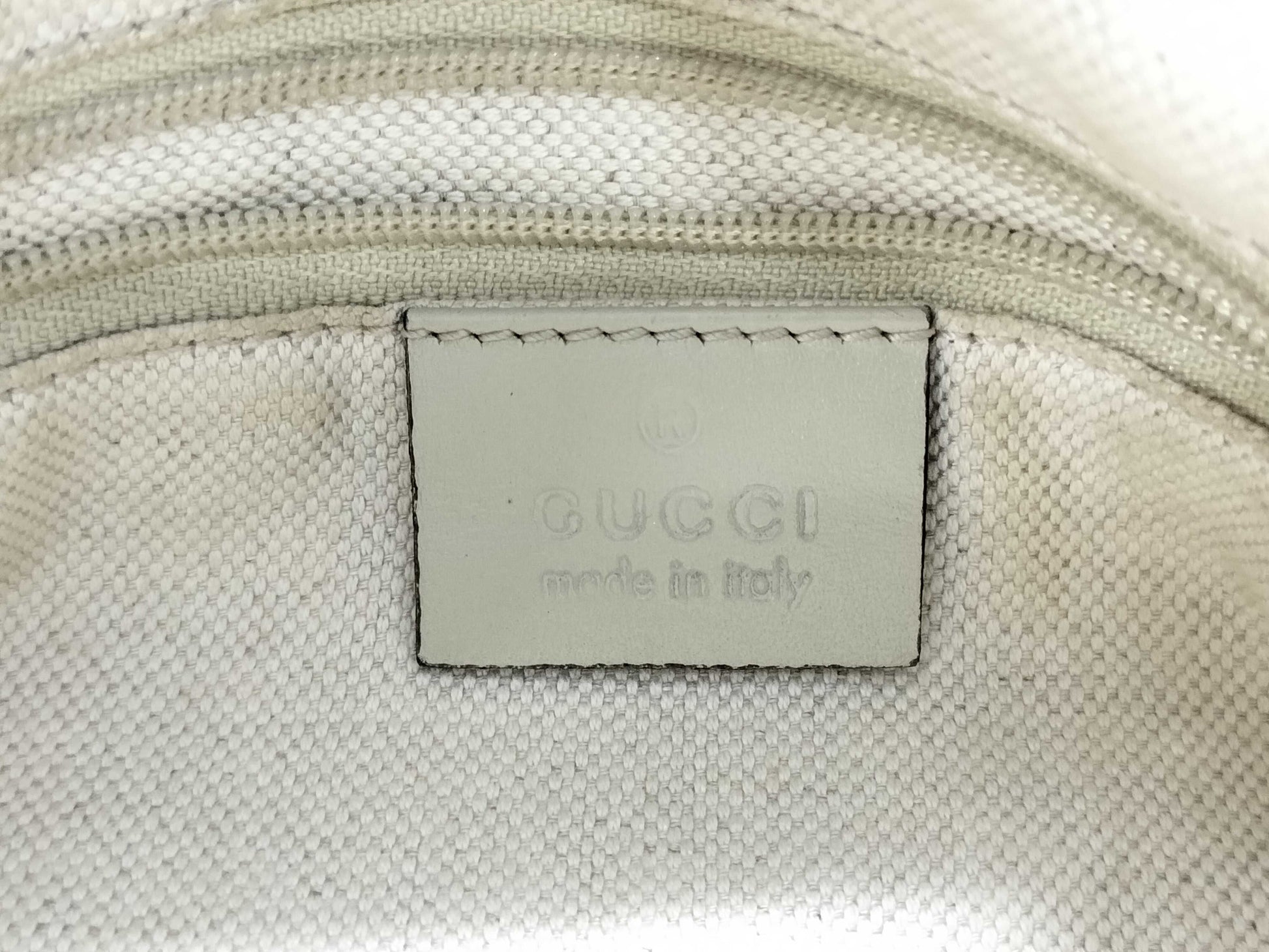 GUCCI 223974GG Canvas 2-Way Handbag with Keychain and Shoulder Strap