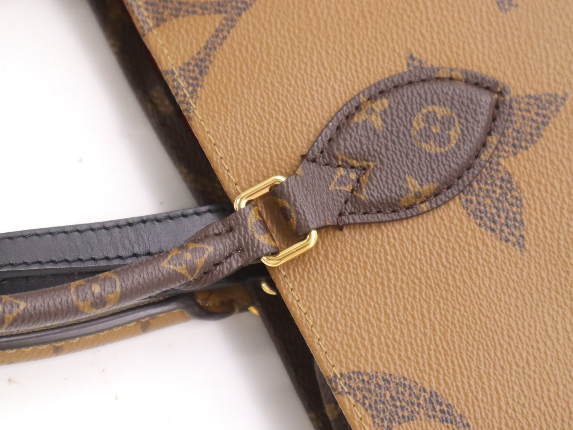 LOUIS VUITTON M45039 Reverse on the Go - MM Monogram Giant Tote Bag with Box and Dust Bag, RFID Verified