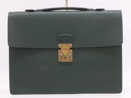LOUIS VUITTON M30074 Taiga Serviette Clado Business Bag