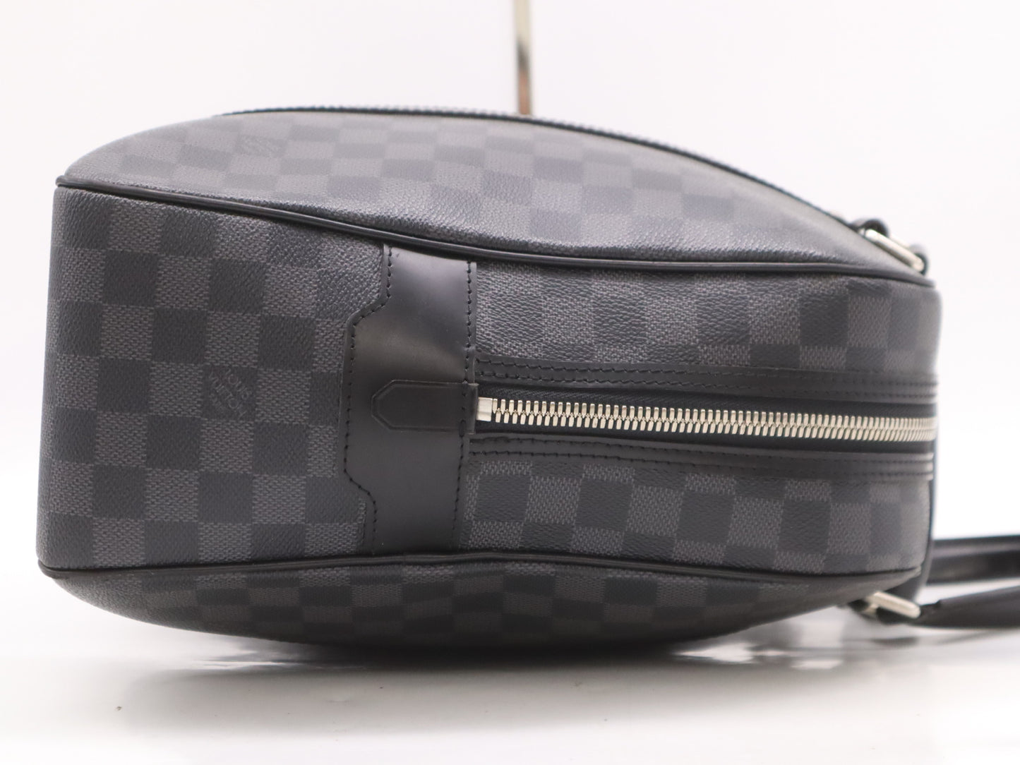 LOUIS VUITTON N51195 Damier Graphite Porte-Document Voyage Business Bag with Padlock, 2 Keys, Name Tag, Handle Cover, and Cloche