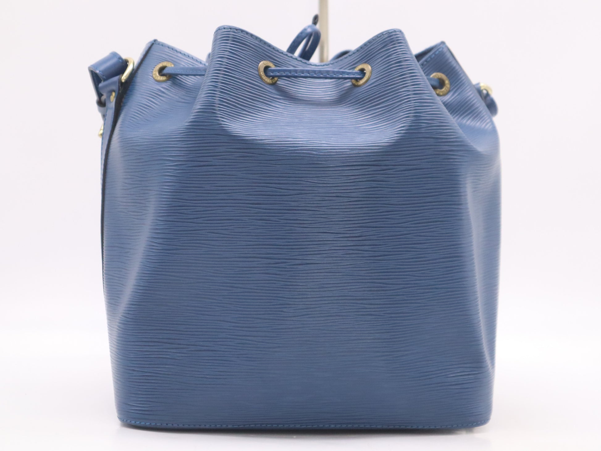 LOUIS VUITTON M44105 Epi Petit Noe Toledo Blue Shoulder Bag