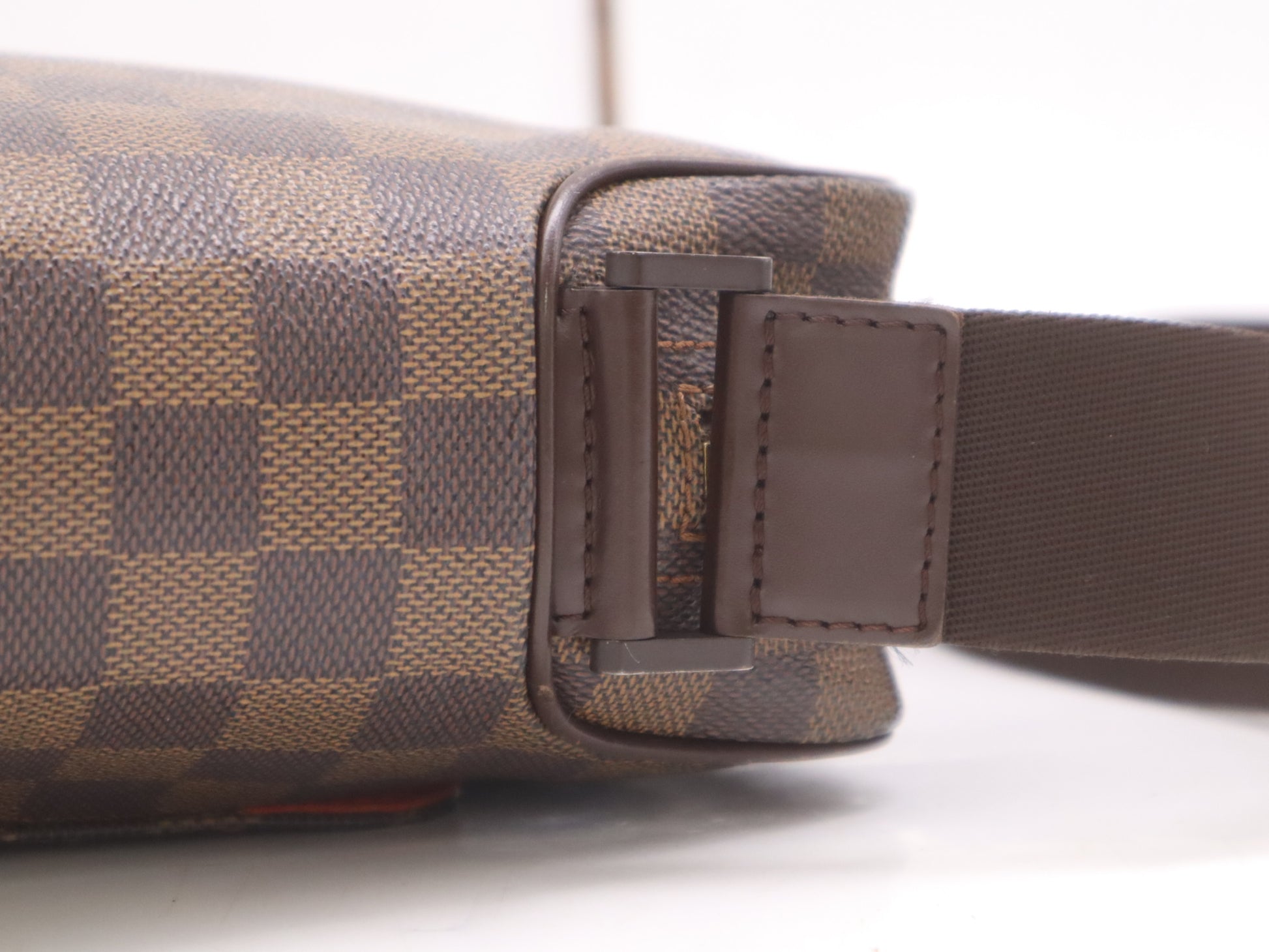 LOUIS VUITTON N41442 Damier Olaf PM Shoulder Bag