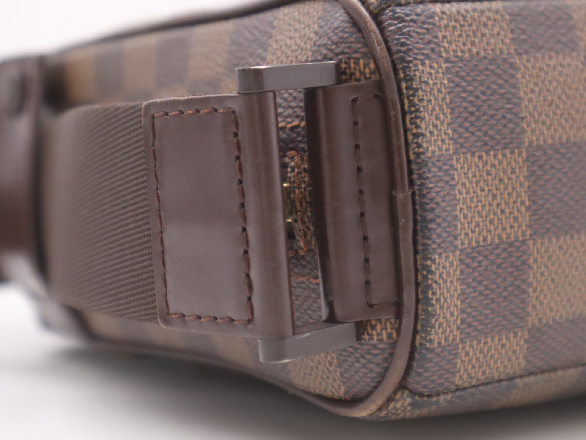 LOUIS VUITTON N41442 Damier Olaf PM Shoulder Bag