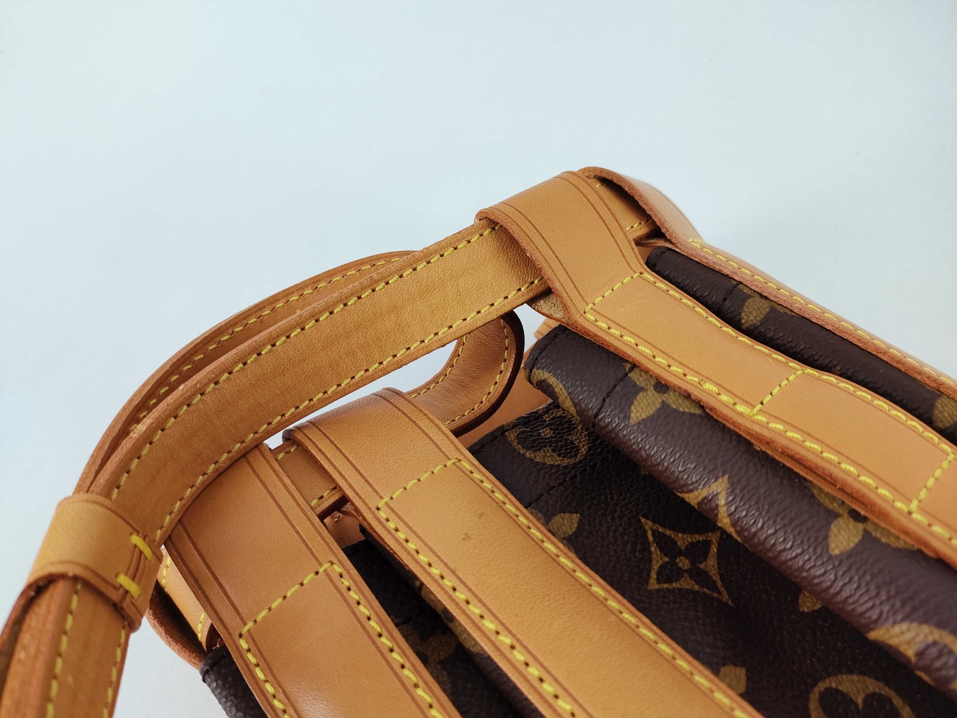 LOUIS VUITTON M99029 Monogram LV M99029 Romeo Gio Shoulder Bag