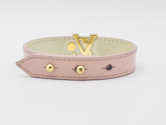 LOUIS VUITTON M8088 Bracelet LV Iconic 17 Leather Pink Current Model Bracelet/Bangle