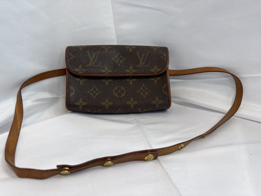 LOUIS VUITTON Monogram Pochette Florentine Waist Bag