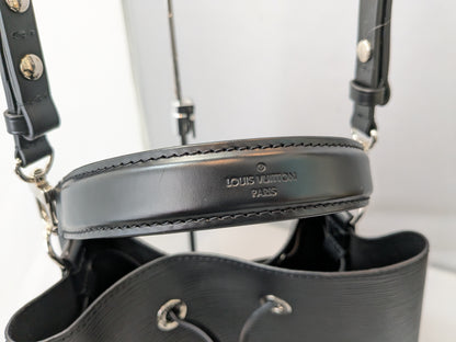 LOUIS VUITTON LV Epi NeoNoe Shoulder Bag