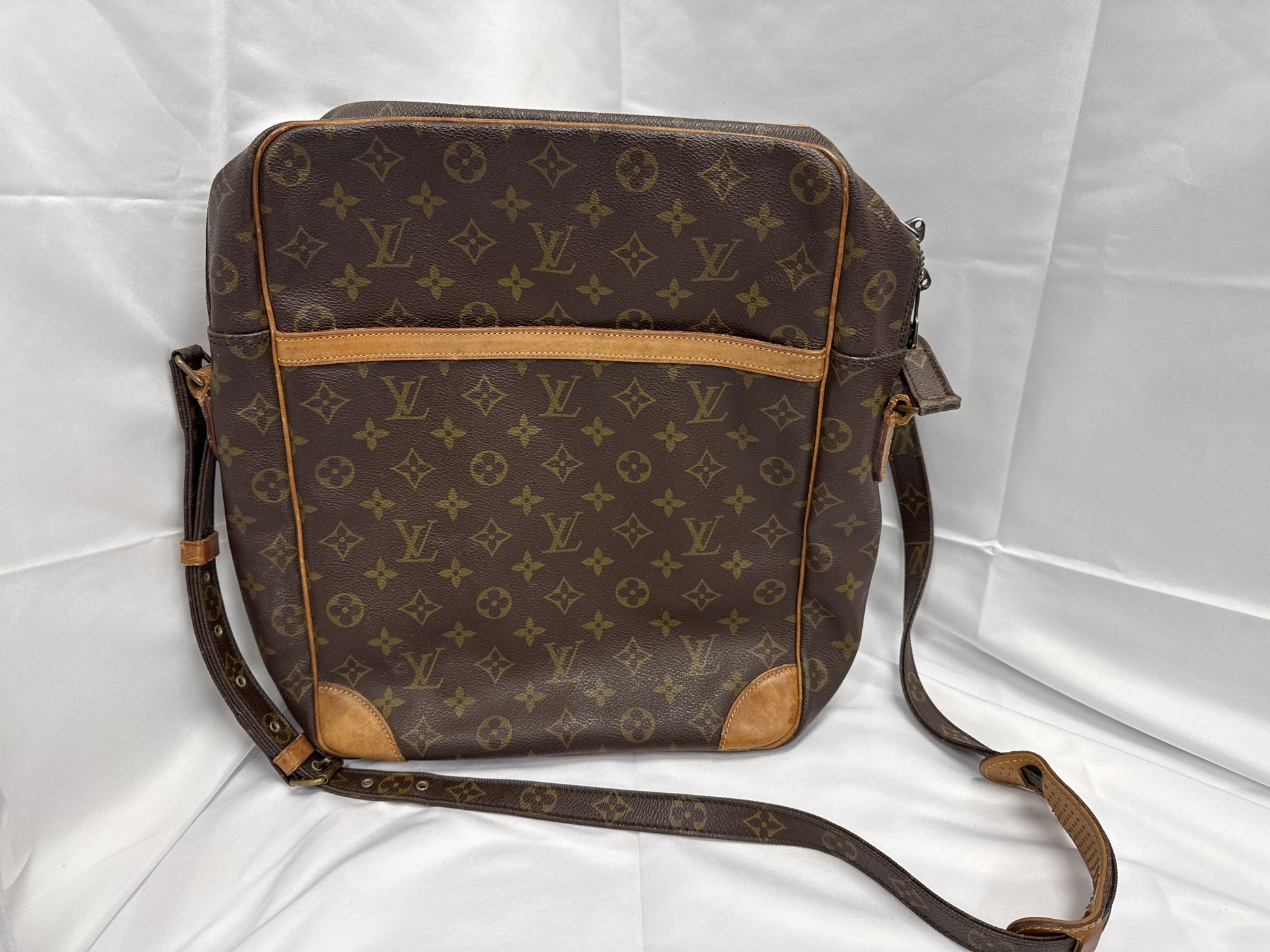 LOUIS VUITTON Marceau Shoulder Bag