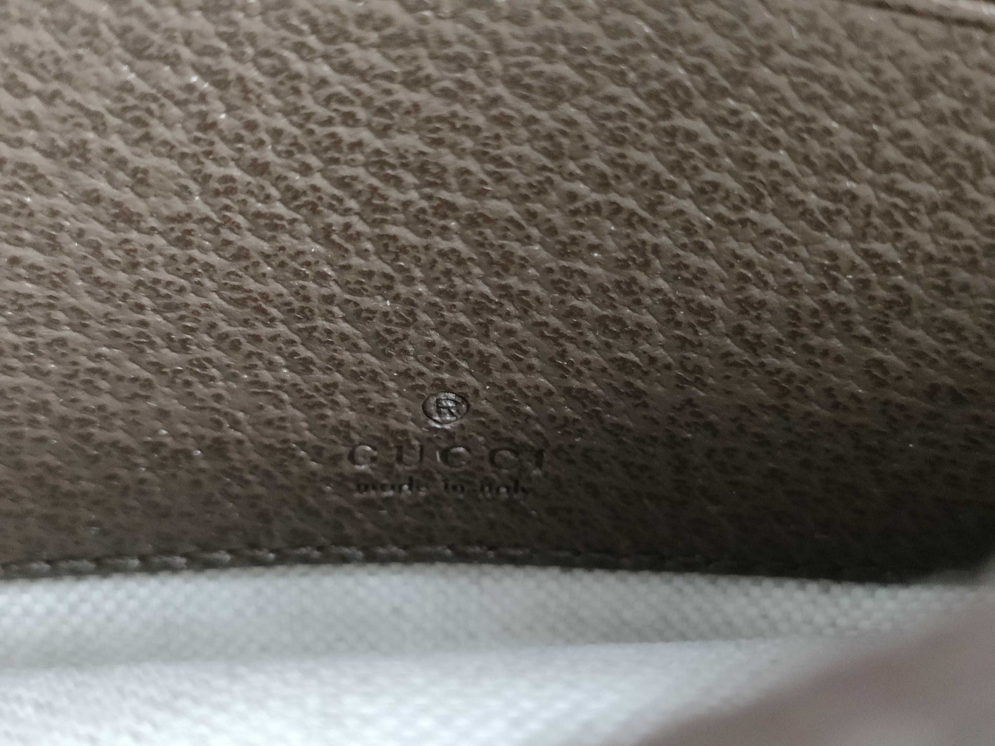 GUCCI GG Supreme Unused GG Blondie Body/Belt Bag/Waist Bag