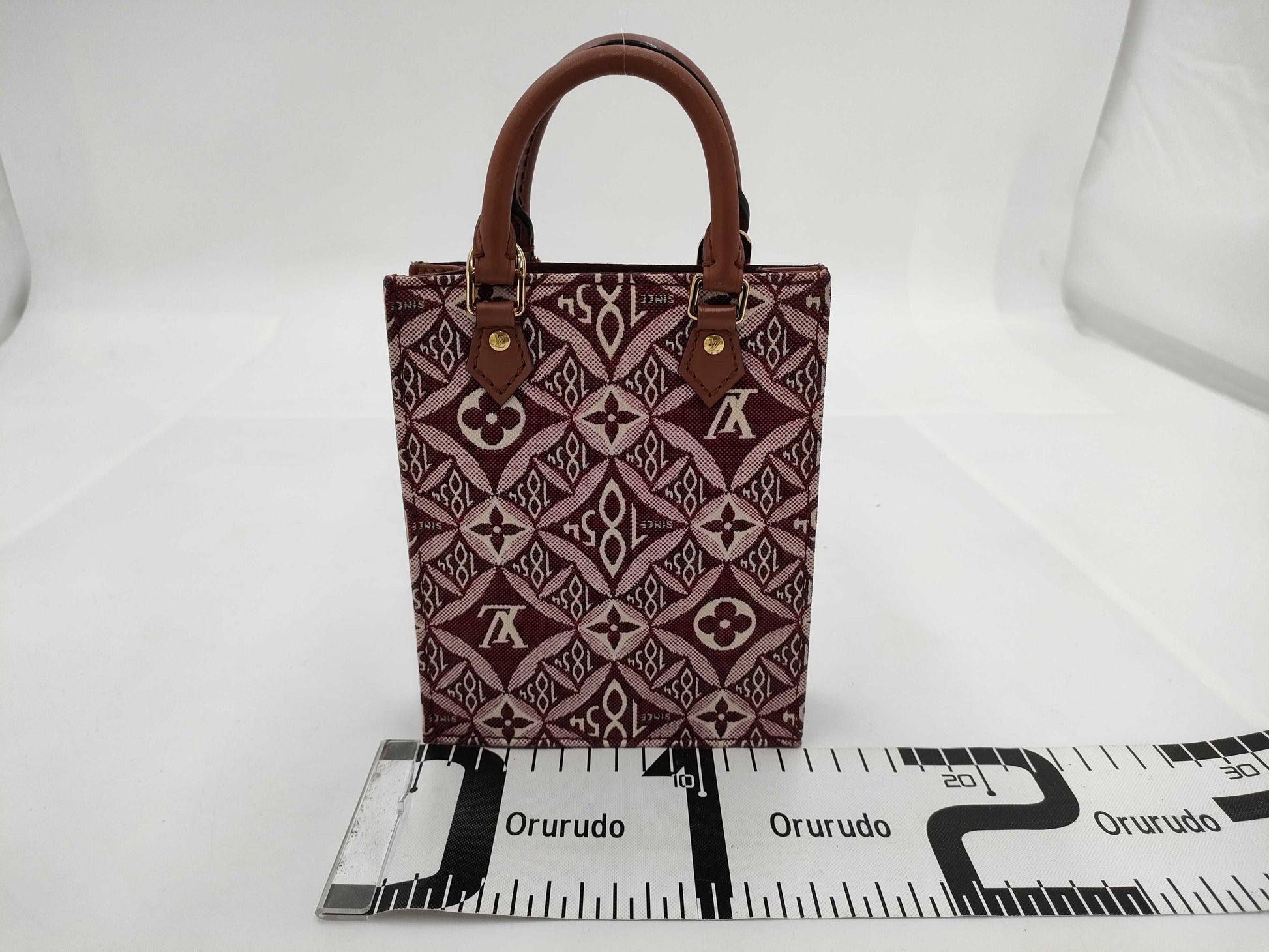 LOUIS VUITTON Louis Vuitton handbag