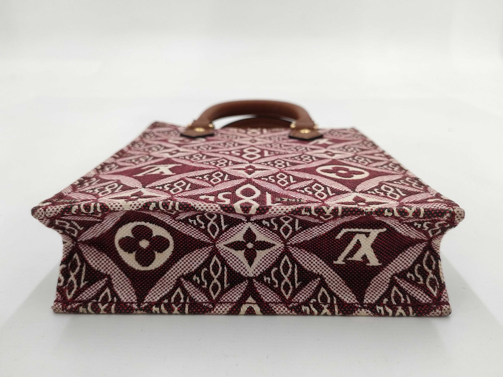 LOUIS VUITTON Louis Vuitton handbag