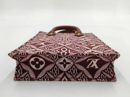 LOUIS VUITTON Louis Vuitton handbag