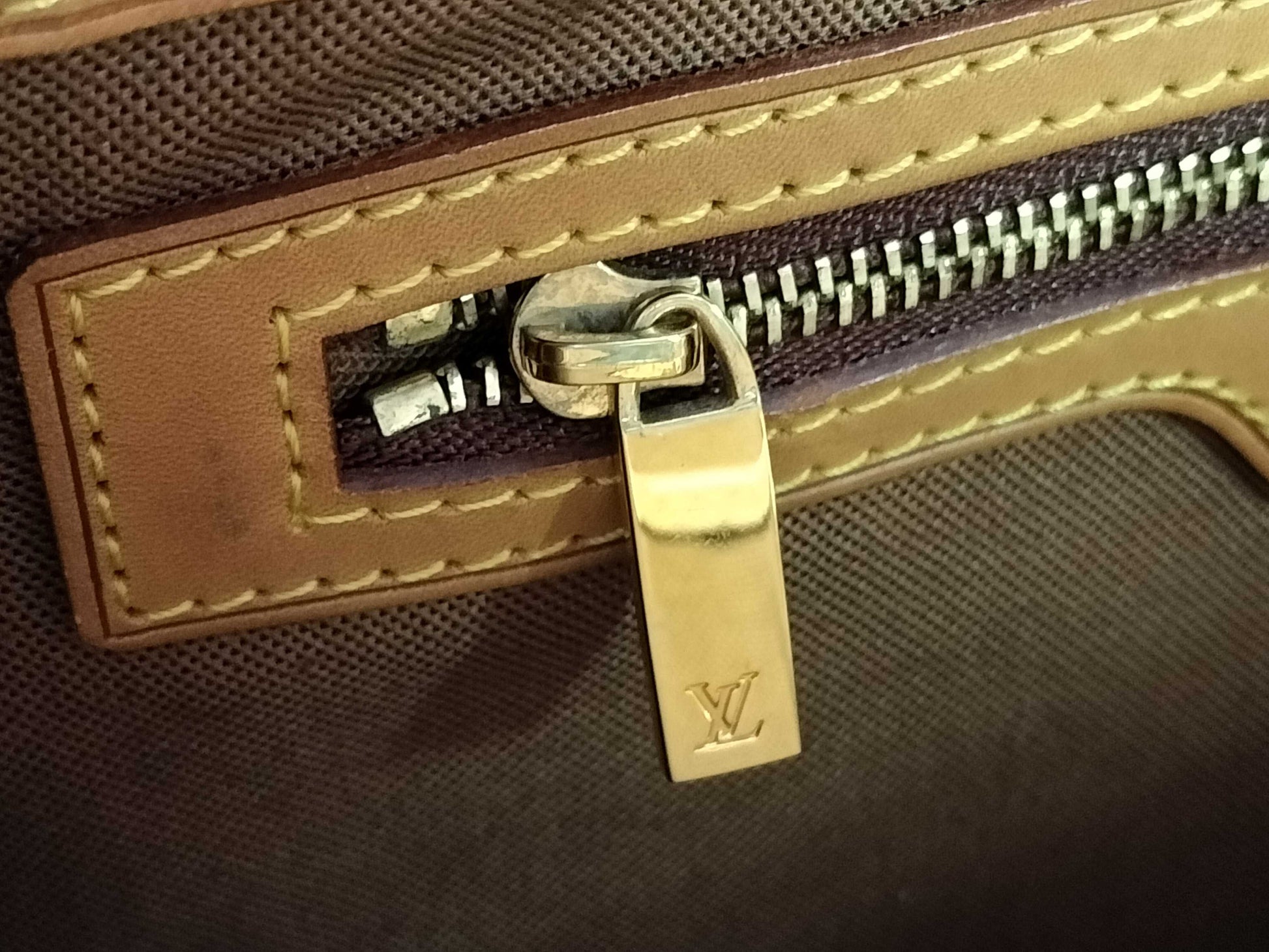 LOUIS VUITTON Monogram Monogram Vavant GM M51170 Tote Bag