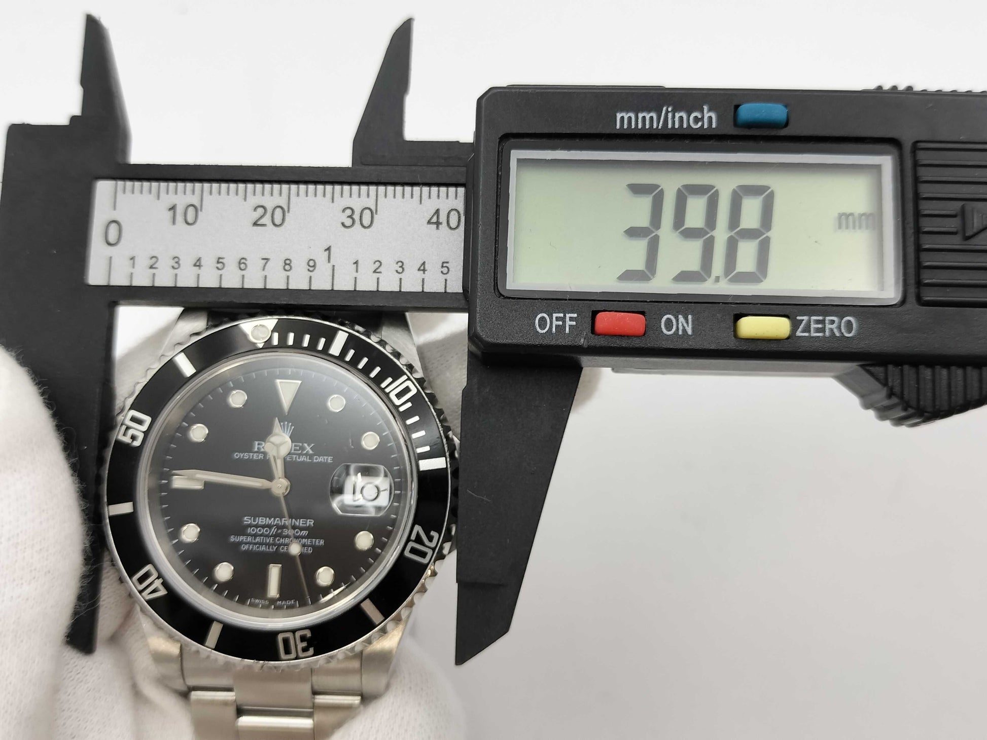 ROLEX 16610 F431355 Men's Watch