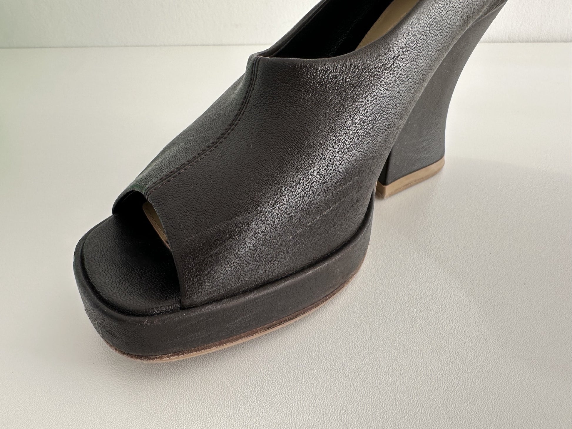 BOTTEGA VENETA BOTTEGA VENETA Bottega Veneta Open Toe Pumps Sandals Size 35 Pumps