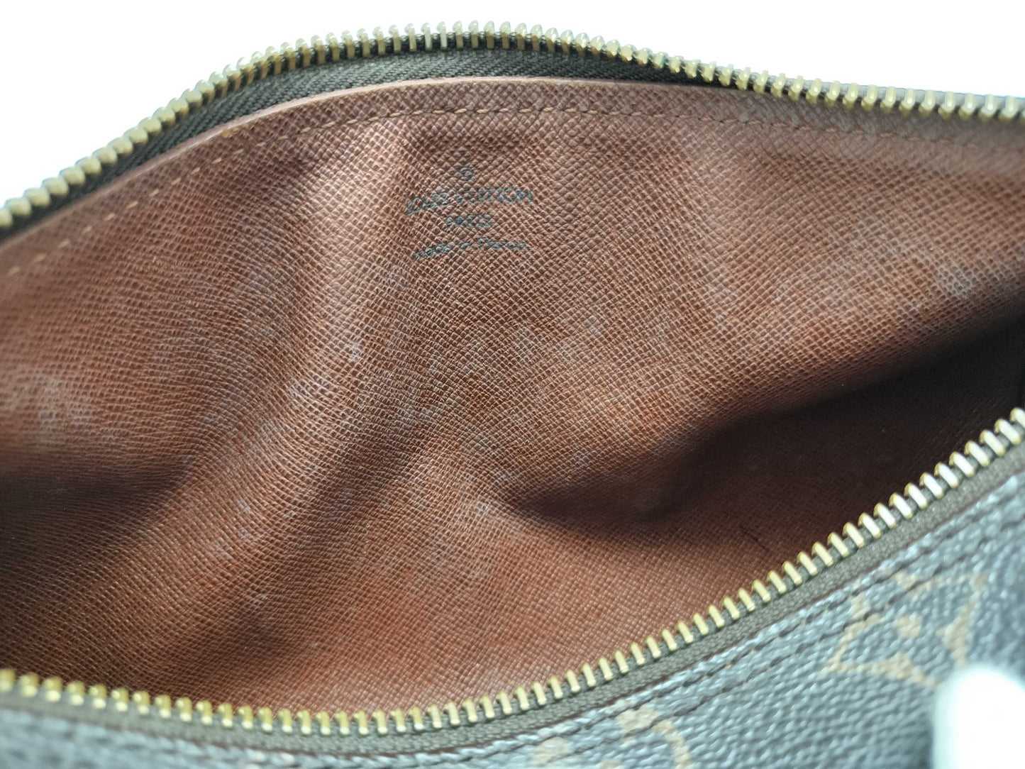 LOUIS VUITTON M51366 Monogram Louis Vuitton Papillon 30 Handbag