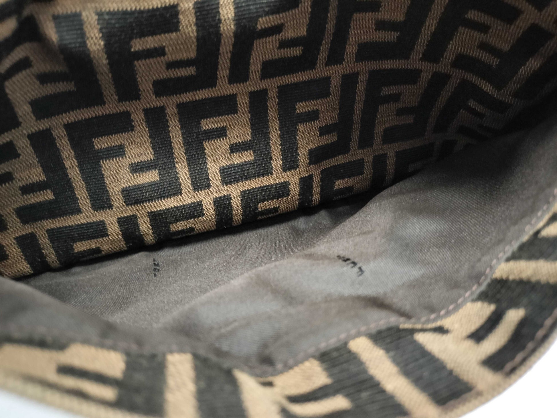 FENDI Zucca pattern Fendi Mamma Bucket bag shoulder bag