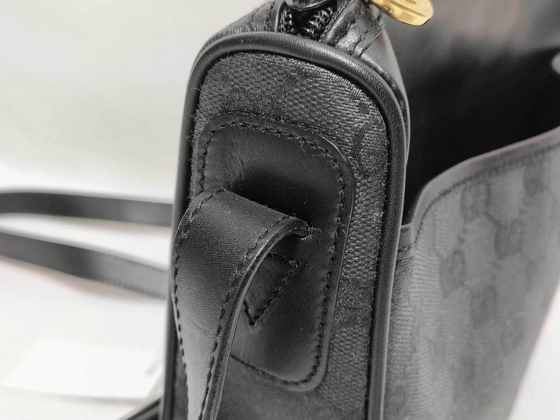 GUCCI GG Supreme Gucci Shoulder Bag Shoulder Bag